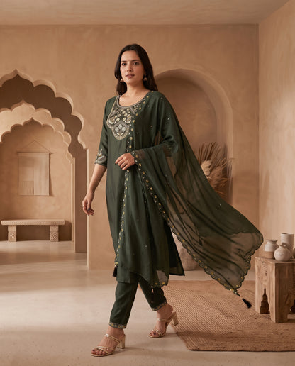 Bottle Green Traditional Embroidered Kurta Set with Scalloped Dupatta