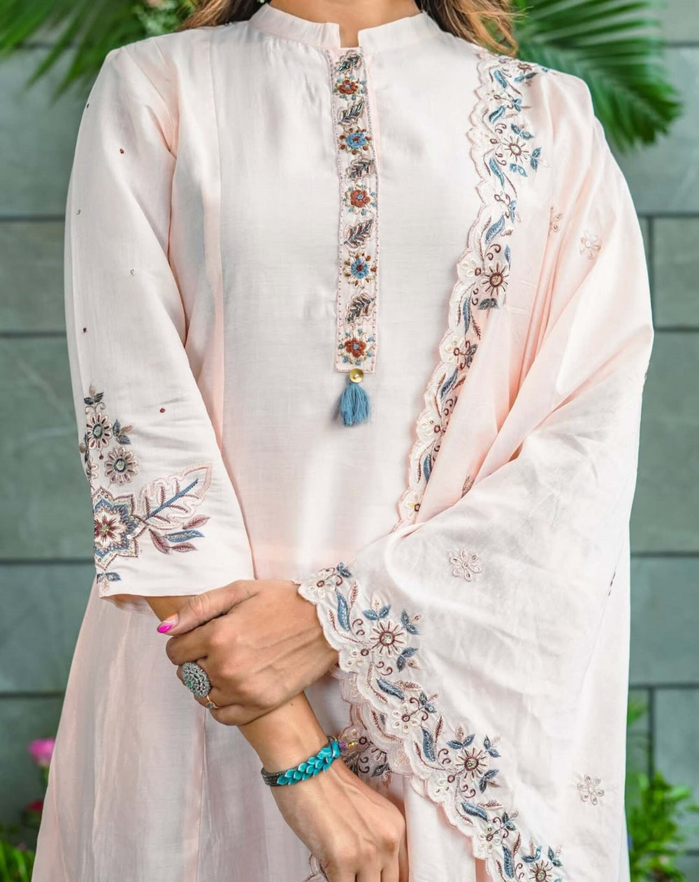 Elegant Powder Pink Hand-Embroidered Chanderi Silk Kurta Set with Cutwork Embroidered Dupatta