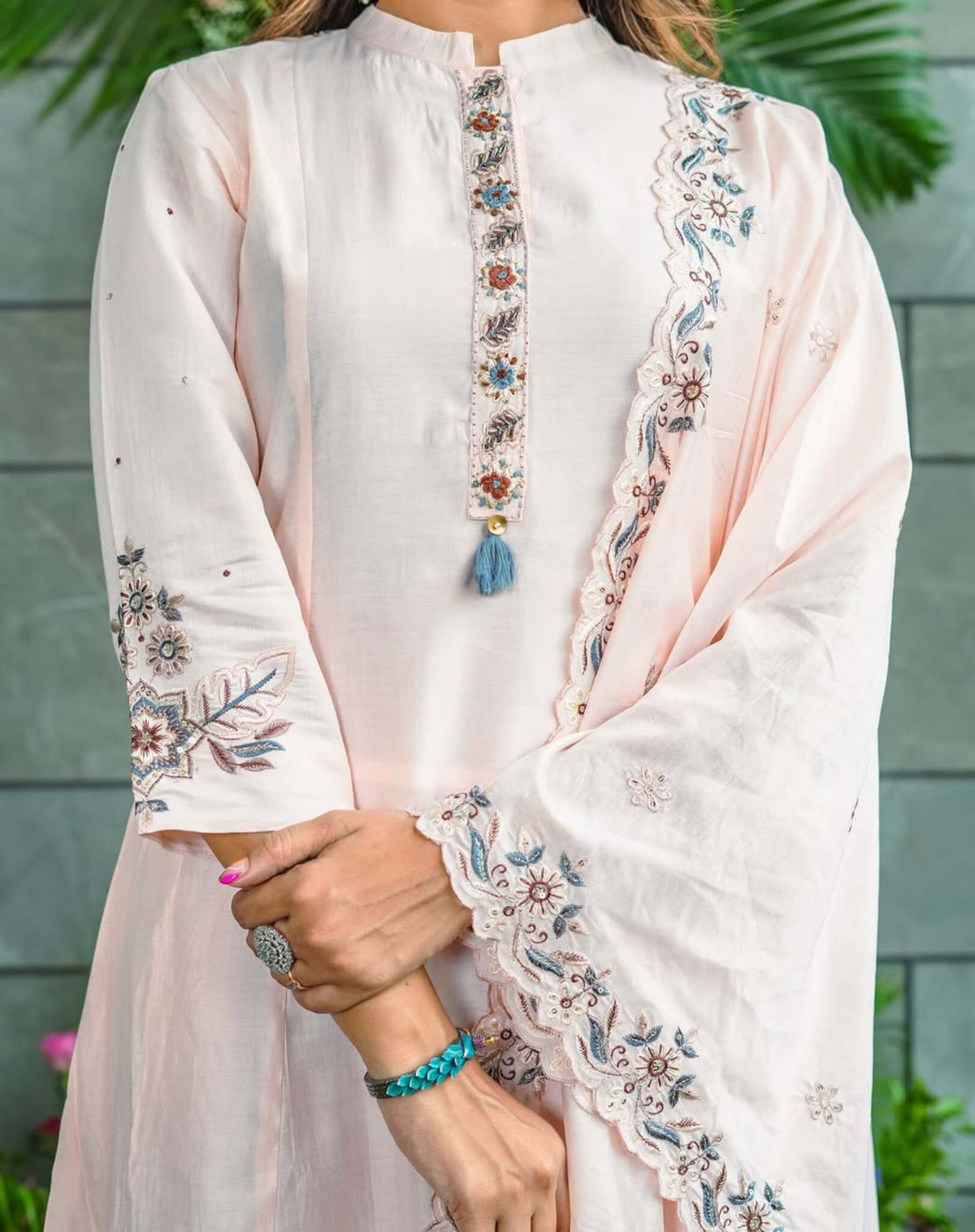 Elegant Powder Pink Hand-Embroidered Chanderi Silk Kurta Set with Cutwork Embroidered Dupatta